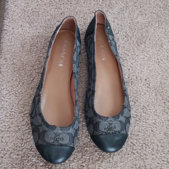 Coach black flats - Picture 2 of 7